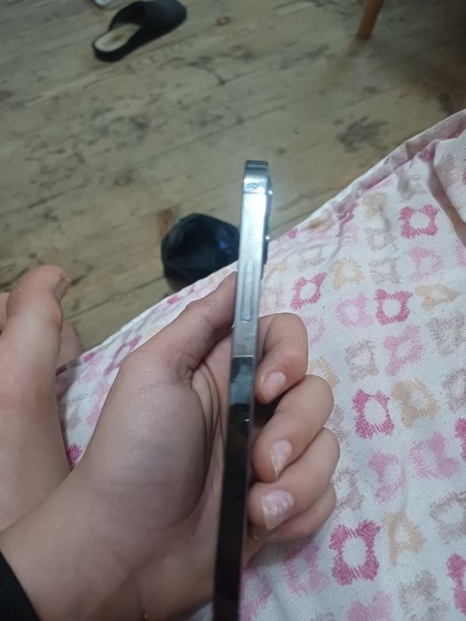 Iphone 12 pro (Без Дисплеи)+калъф