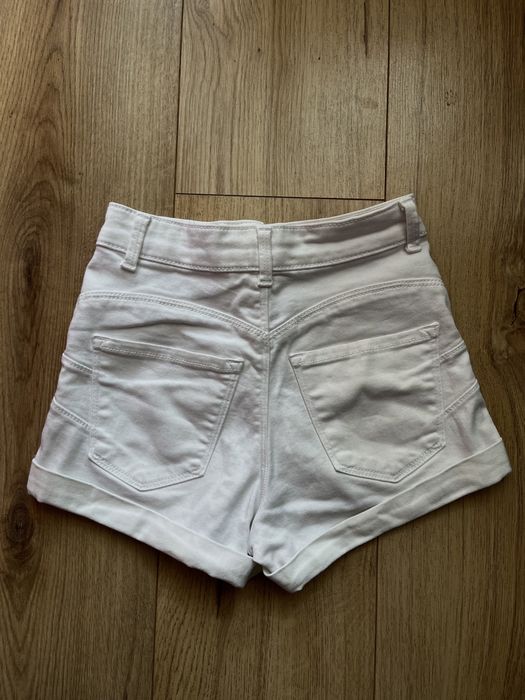 Нови бели къси гащи
