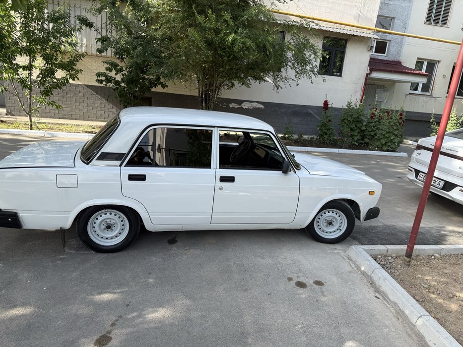 Vaz 2107 yill 2003