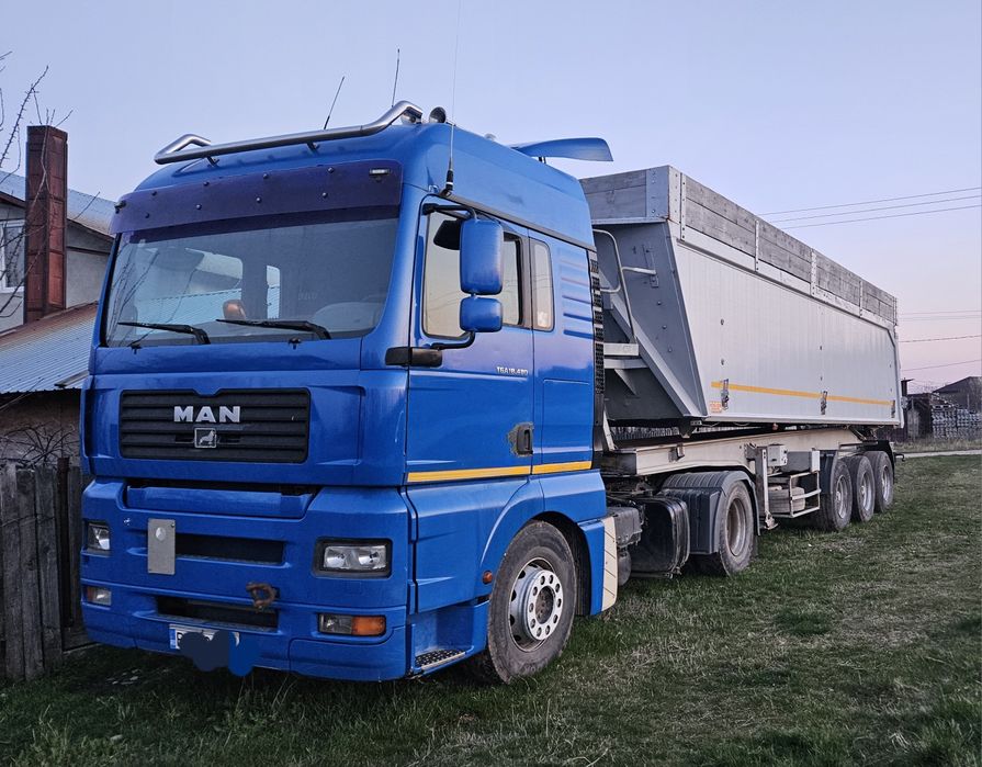 Vând cap tractor+ remorca