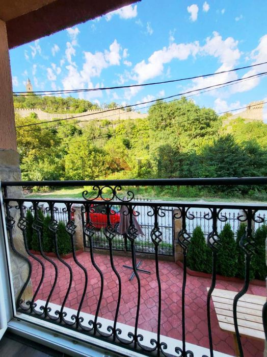 Дава се под наем Тристаен апартамент в Велико Търново, Стара част - 110 кв.м за 382.5 € - Снимка #5