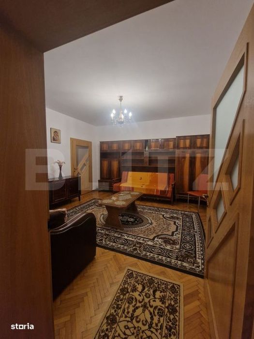 Apartament de inchiriat, parter in vila, 3 camere, 100 mp, curte gener