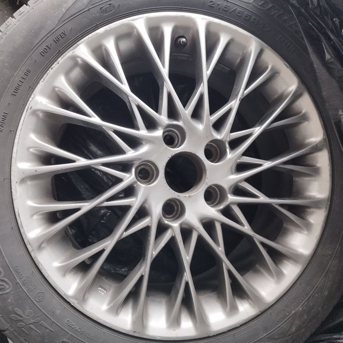 Продам резину с дисками ,стояли тоуто-50