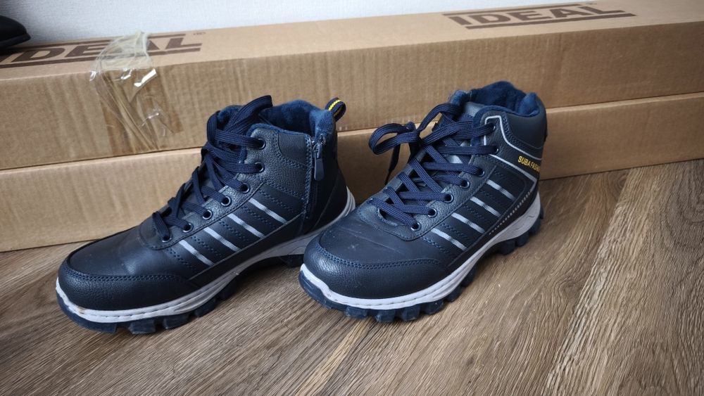 Мужские зимние кросовки