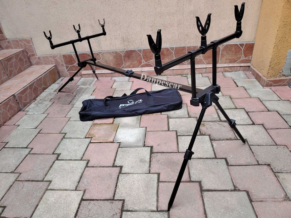 Rod pod PROFL BLACK pentru 3 lansete cu 4 picioare FL129