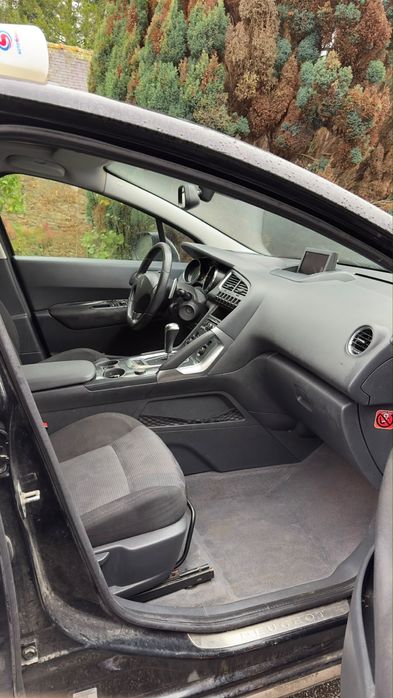 Peugeot 3008 2012