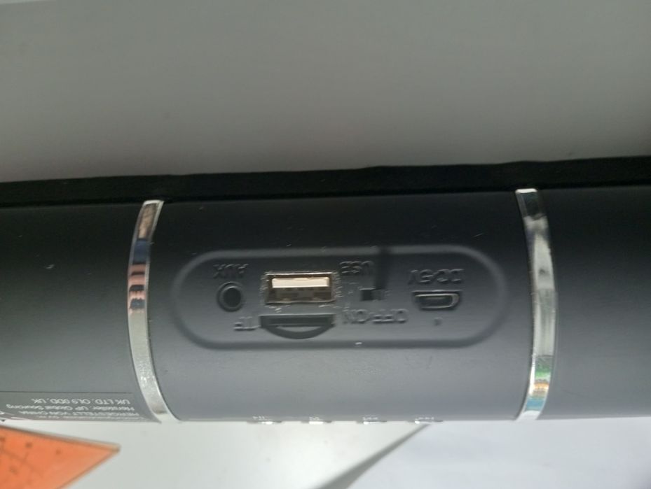 Boxa portabila cu lumini rbg