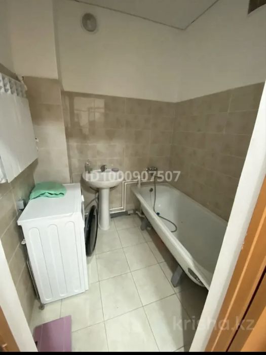 Продается 3-х ком кв в районе 10 микрорайоне Самал