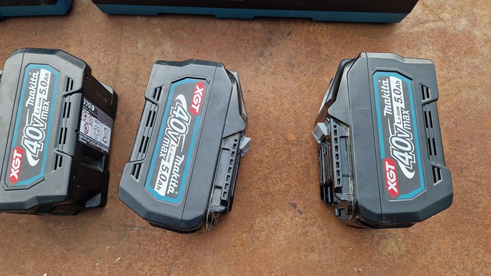 Makita 40V acumulator  / încărcător