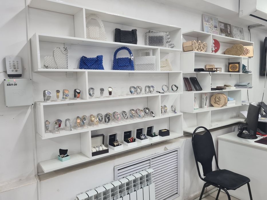 Продается весь ассортимент вместе с мебелью