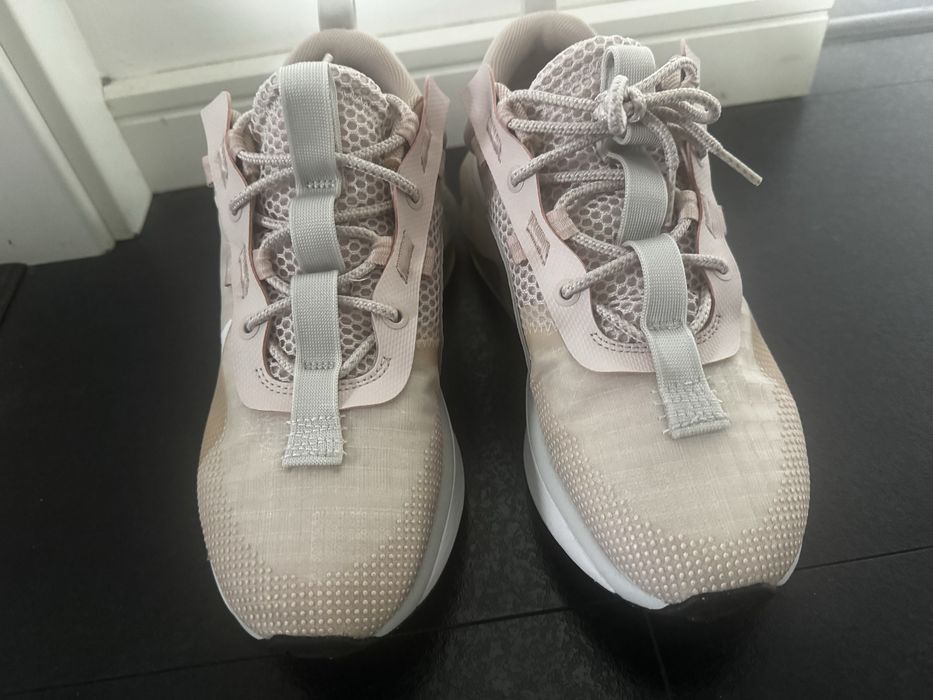 Adidasi Nike air max Rose 41