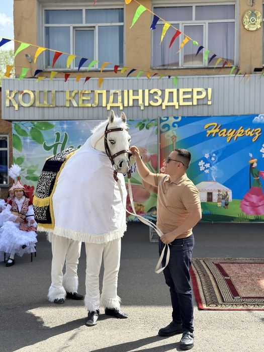 Наурыз мейрамына! Ат пен түйе. Батырлар