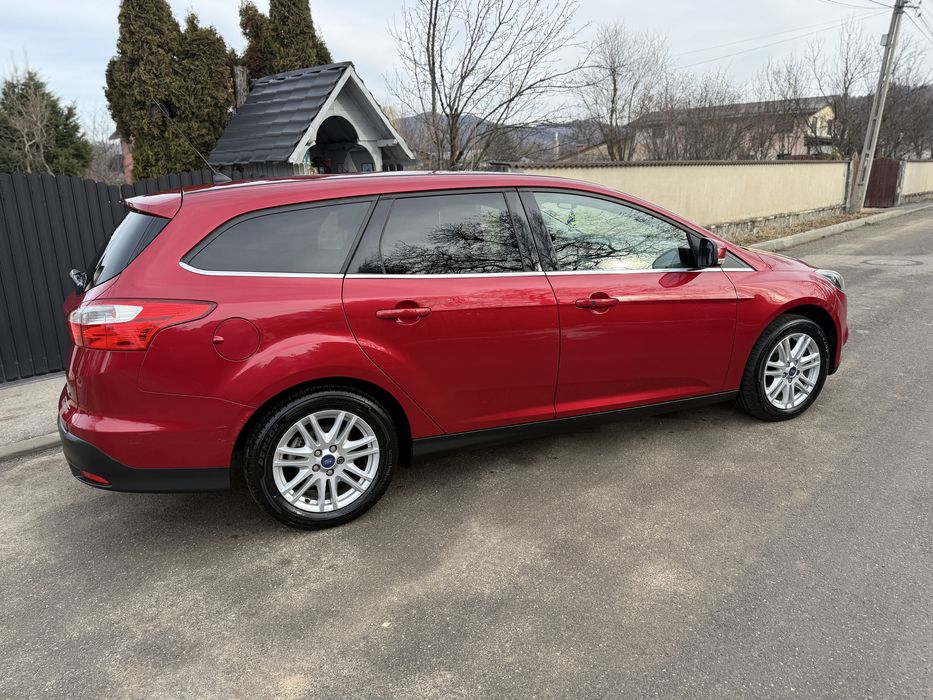 De vanzare Ford Focus 1.0 benzina Accept si variante +/-
