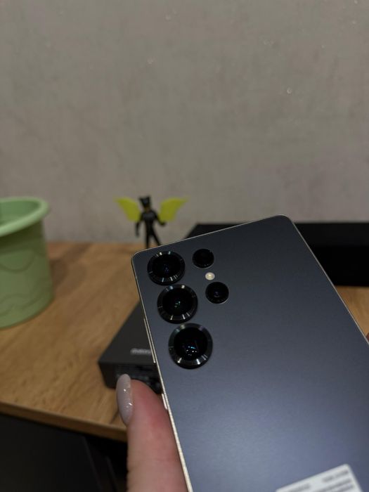 Продам самсунг с 25 ультра