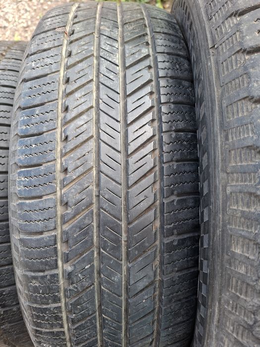 Продам шины 235/65/17 Китай