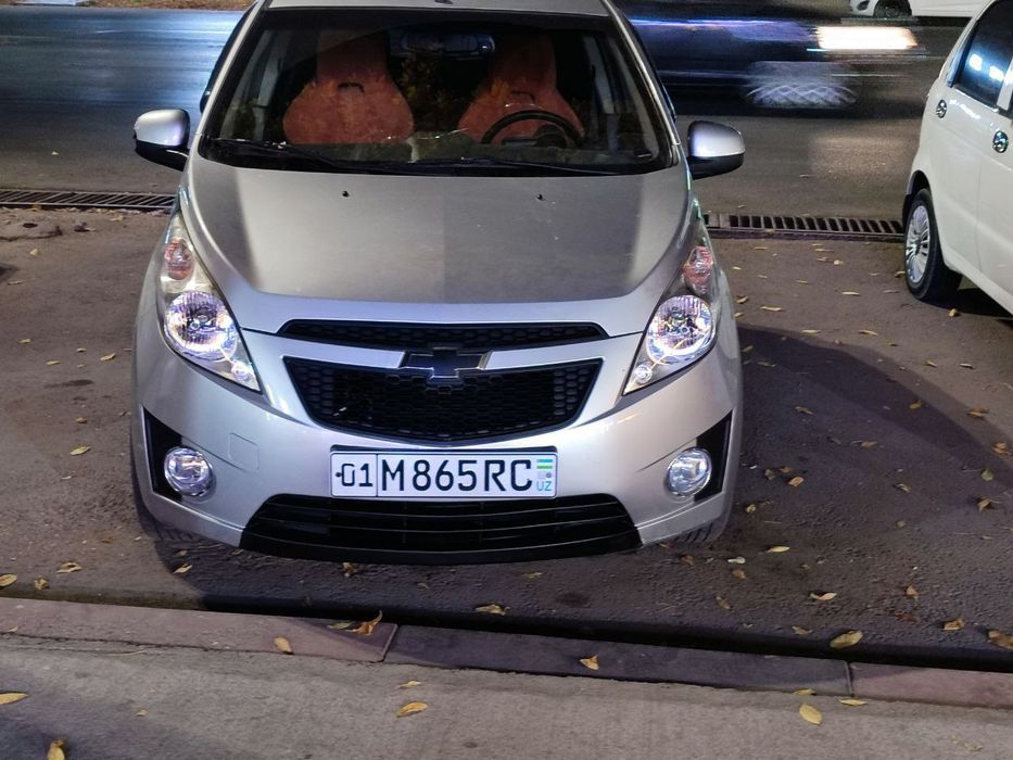 Спарк 2011 год дельфин