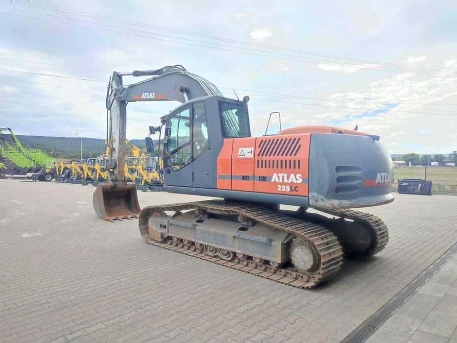 Excavator Atlas 225LC