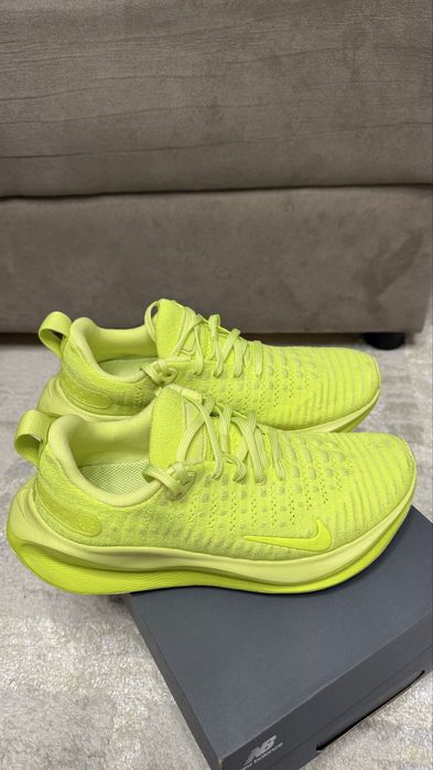 Кроссовки Nike Air Zoom, неоновые