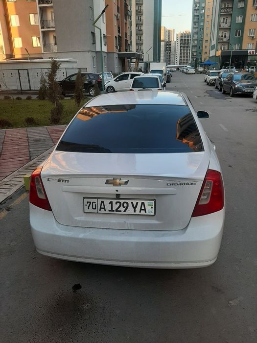 Lasetti1.8 yili 2011