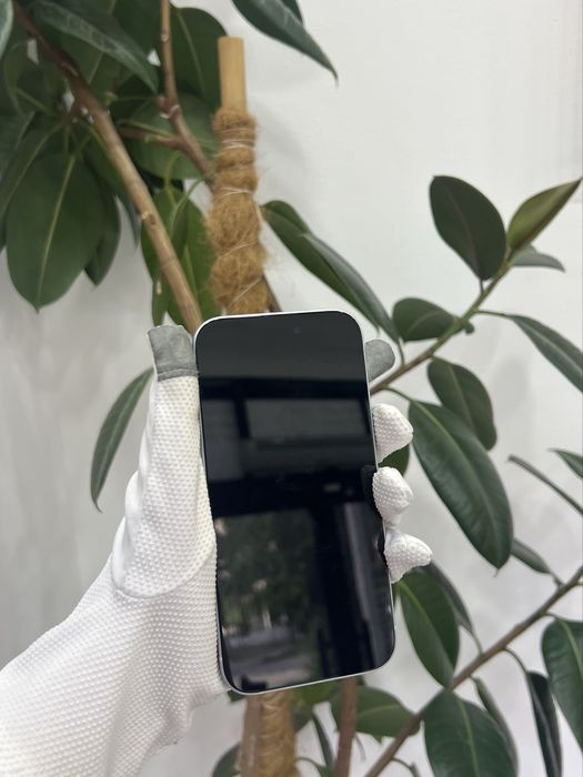 iPhone 15 128ГБ