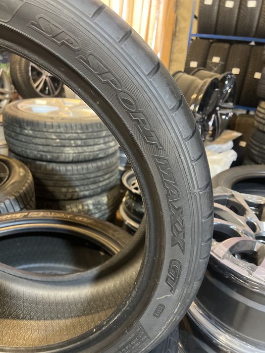 Set anvelope 255/40R21-Dunlop