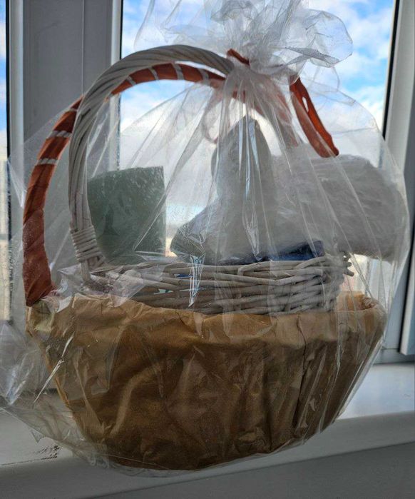 Продам 2 корзины по цене 1 за 3000тг. Все корзины новые.