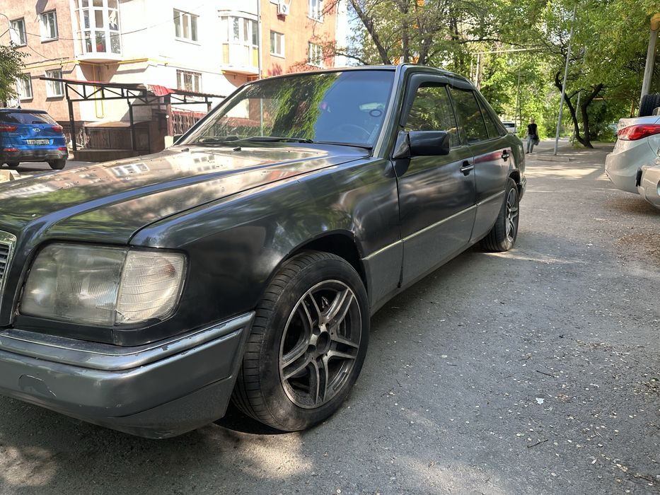 Продам мерседес W124 m104 3.2 объем
