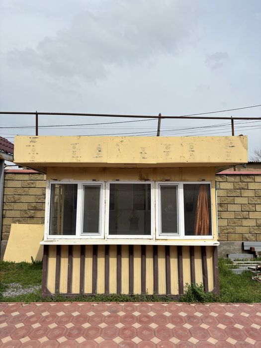 Продаю железную будку