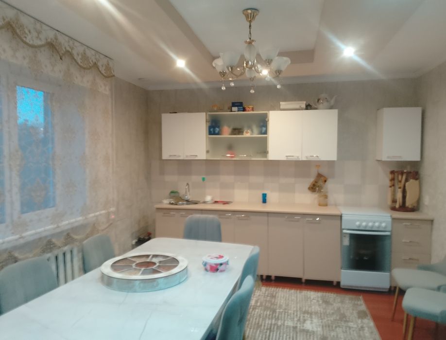 Срочно продам дом со всеми  удобствами