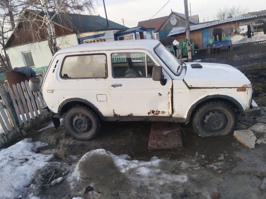 Продам ниву ваз 2121