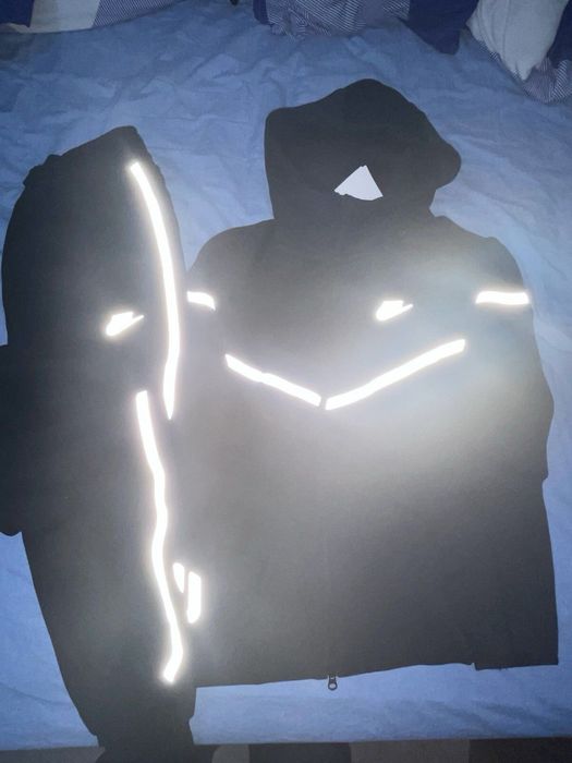 Nike Tech fleece reflective