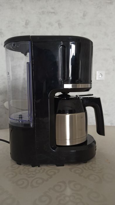 Кофеварка Reoka.