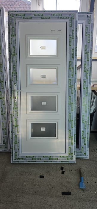 Uși de termopan de exterior