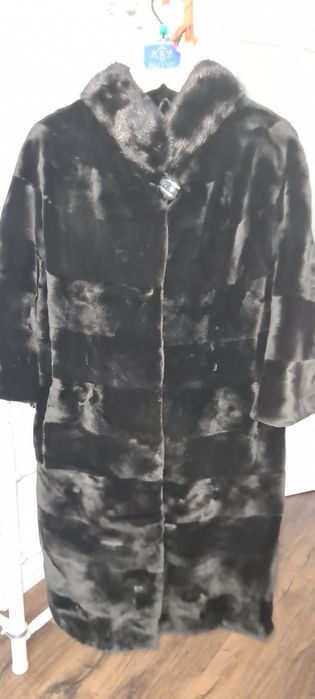 Продам норковую шубу