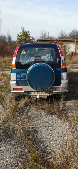 Дайхатсу териус на части