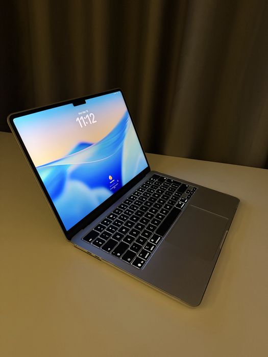 Macbook Air 13 M4 2025