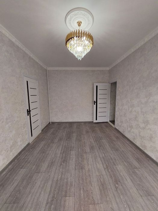 2 Xonali uy sotiladi