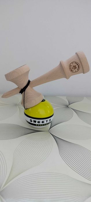 Kendama sweets  cu cupe mari