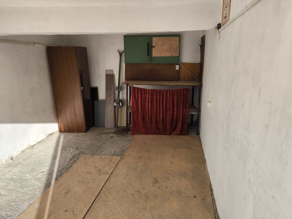 Дава се под наем Гараж / Паркомясто в Хасково, Орфей - 19 кв.м за 59.67 € - Снимка #1