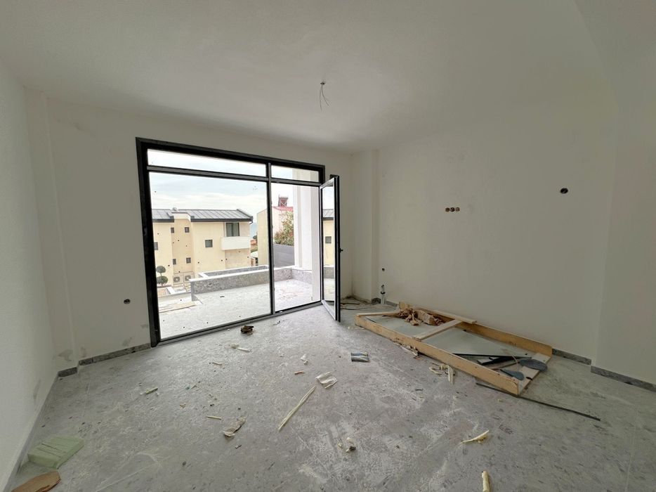 Луксозен мезонет с морска гледка за продажба в Палио, Гърция