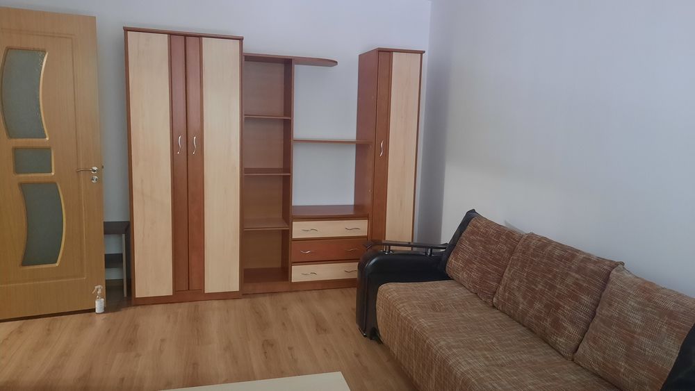Garsoniera de inchiriat