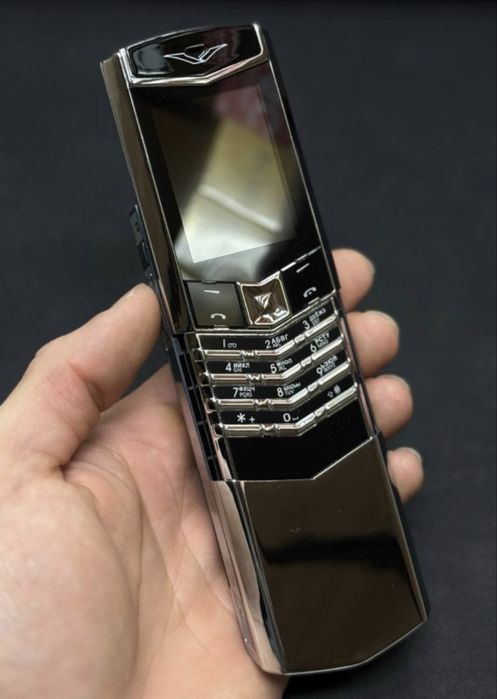 Продам телефон VERTU