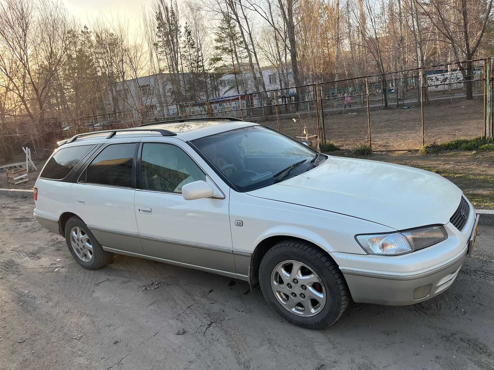 салон toyota camry - Легковые автомобили - OLX.kz