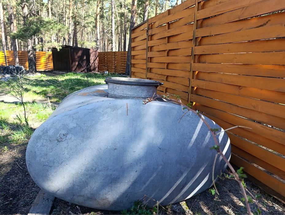 Продам бочку 1.5 куба