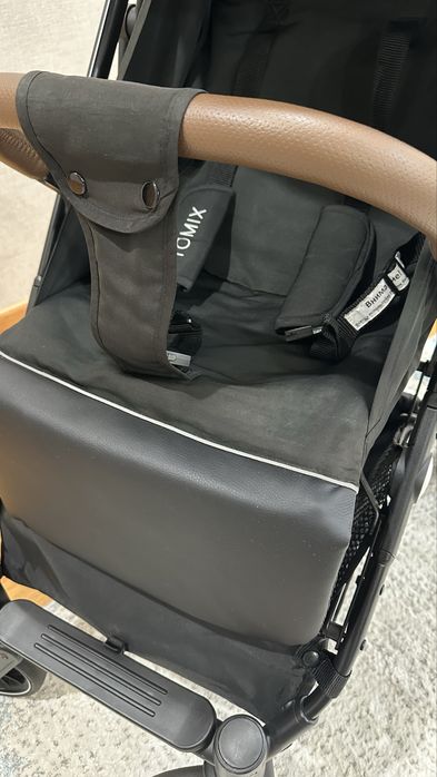 Продам прогулочную коляску Tomix Luna Lux