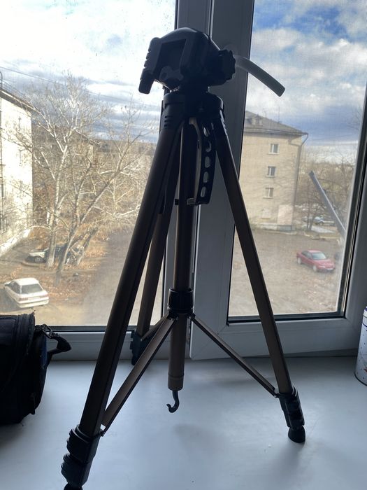 продам штатив continent