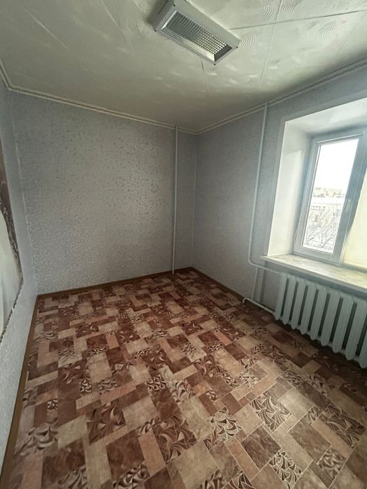 Продам четырехкомнутную квартиру