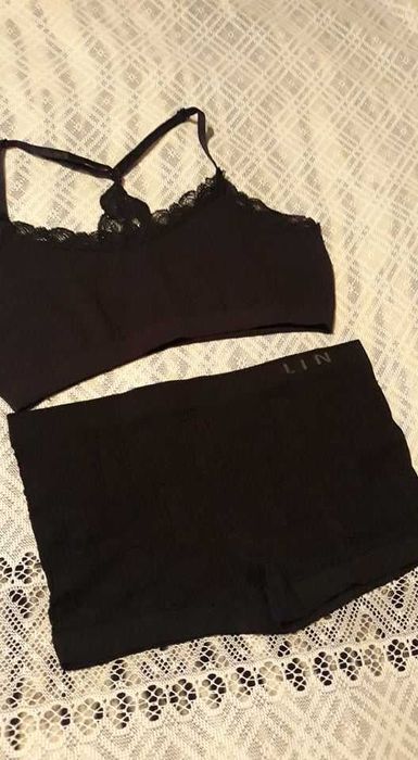 Белъо в черно/Бодита/Бикини-S r/r