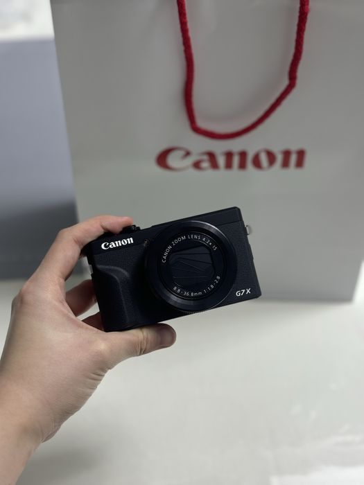 CANON G7x mark 3