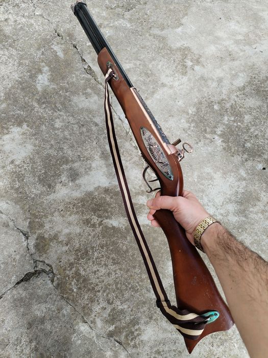 Антична, битова пушка за украса